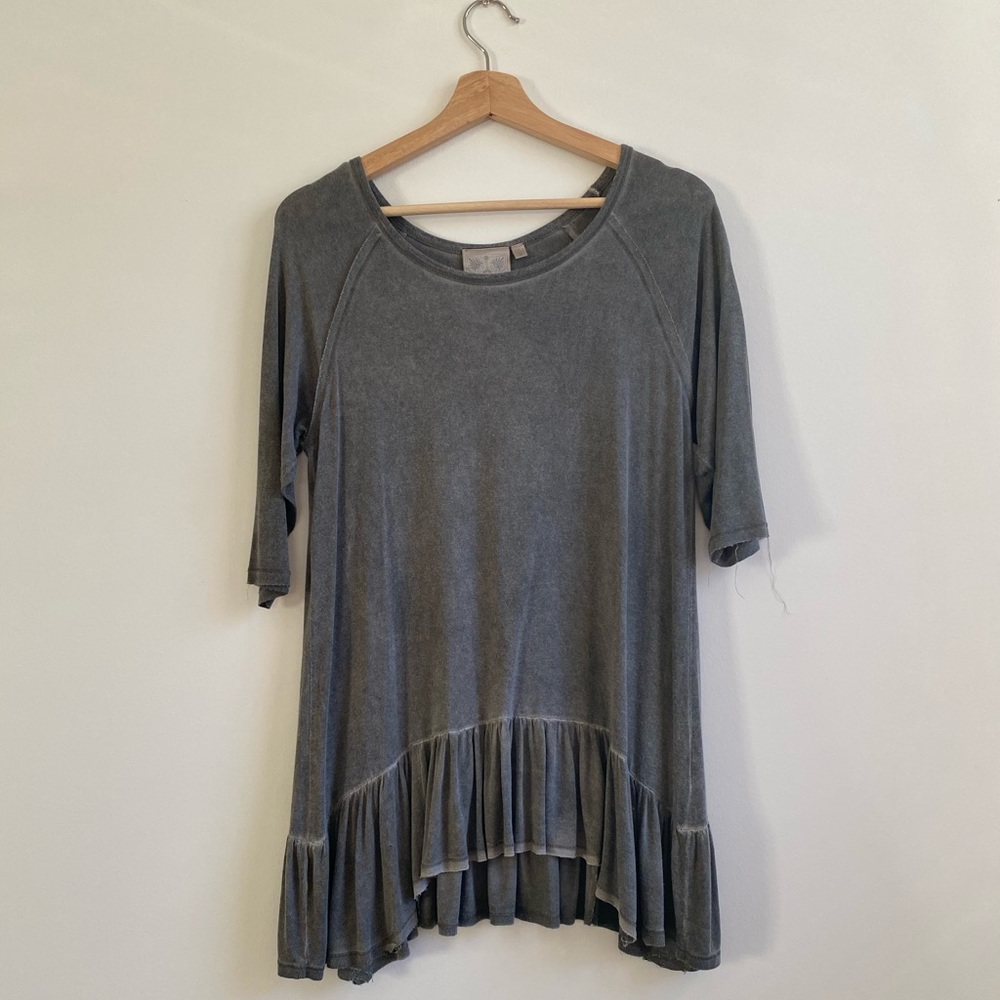 Gray tunic top